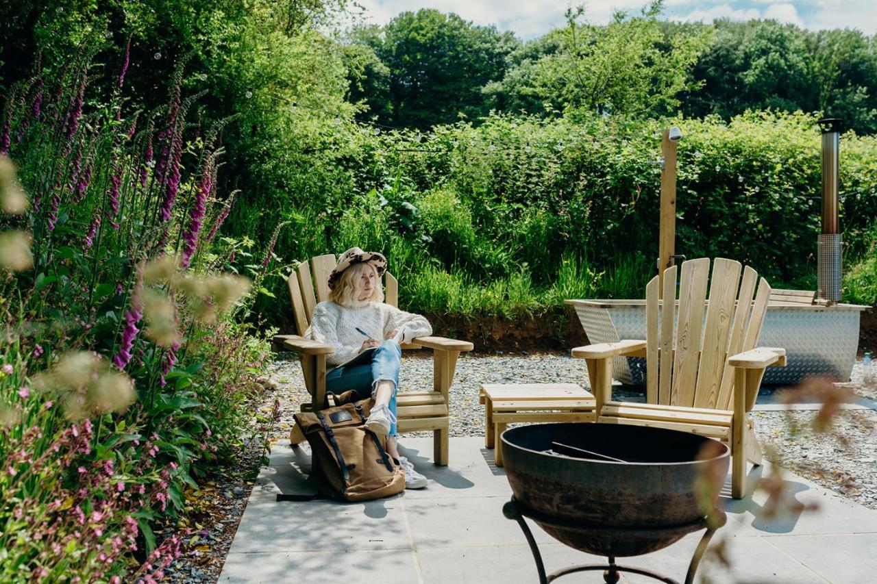 Blatchford Briar - Award Winning Private Shephards Huts With Their Own Secluded Hot Tubs Milton Abbot Exteriér fotografie